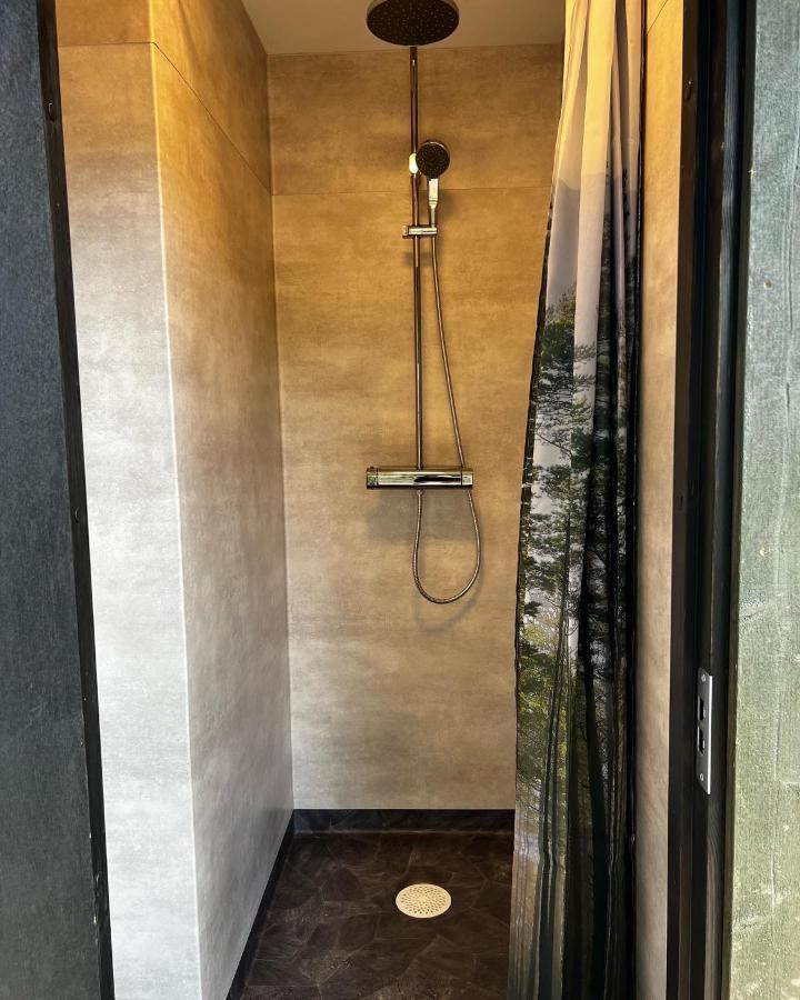 Готель Vaettervy Glamping Habo Екстер'єр фото
