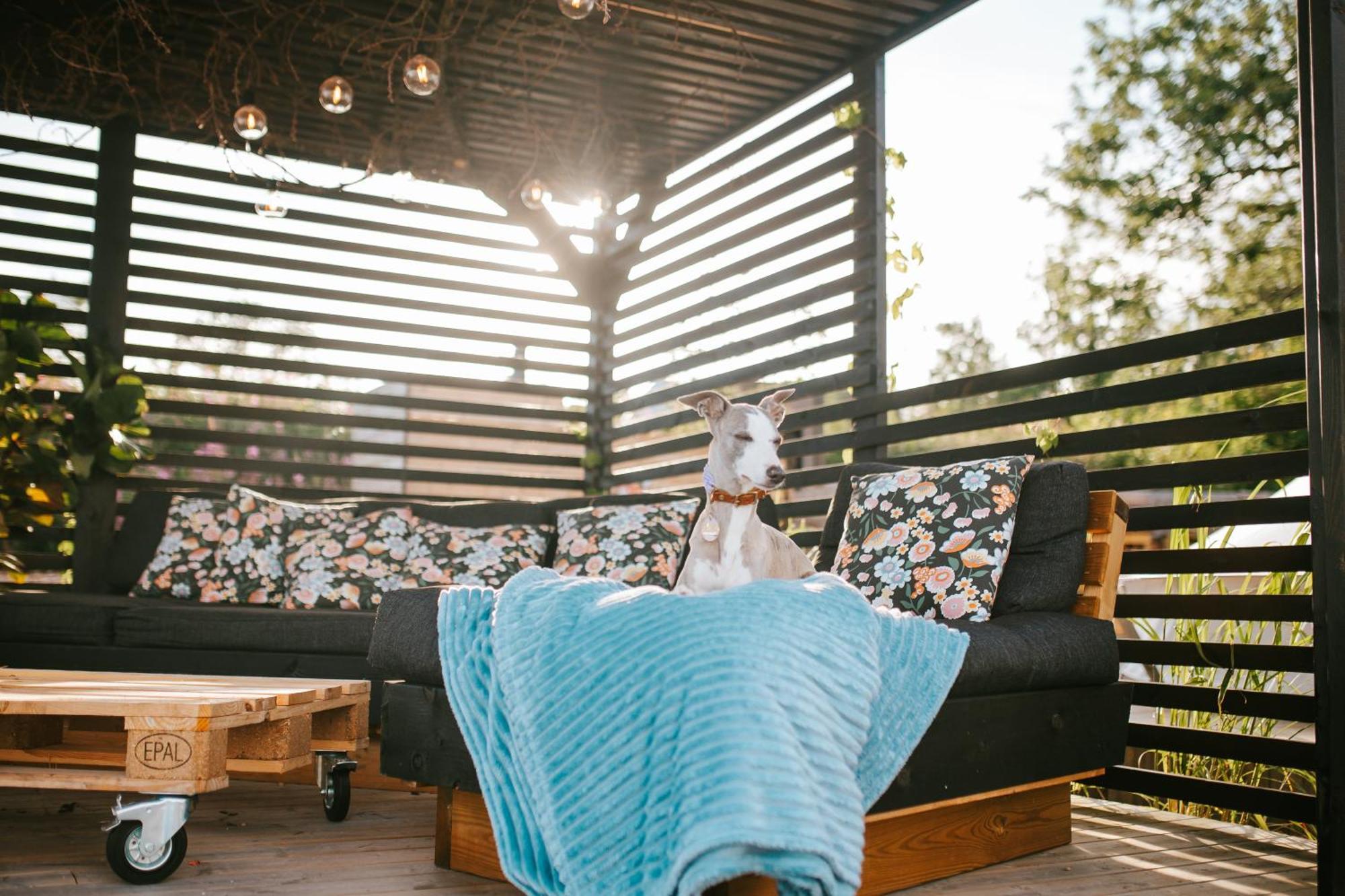 Готель Vaettervy Glamping Habo Екстер'єр фото